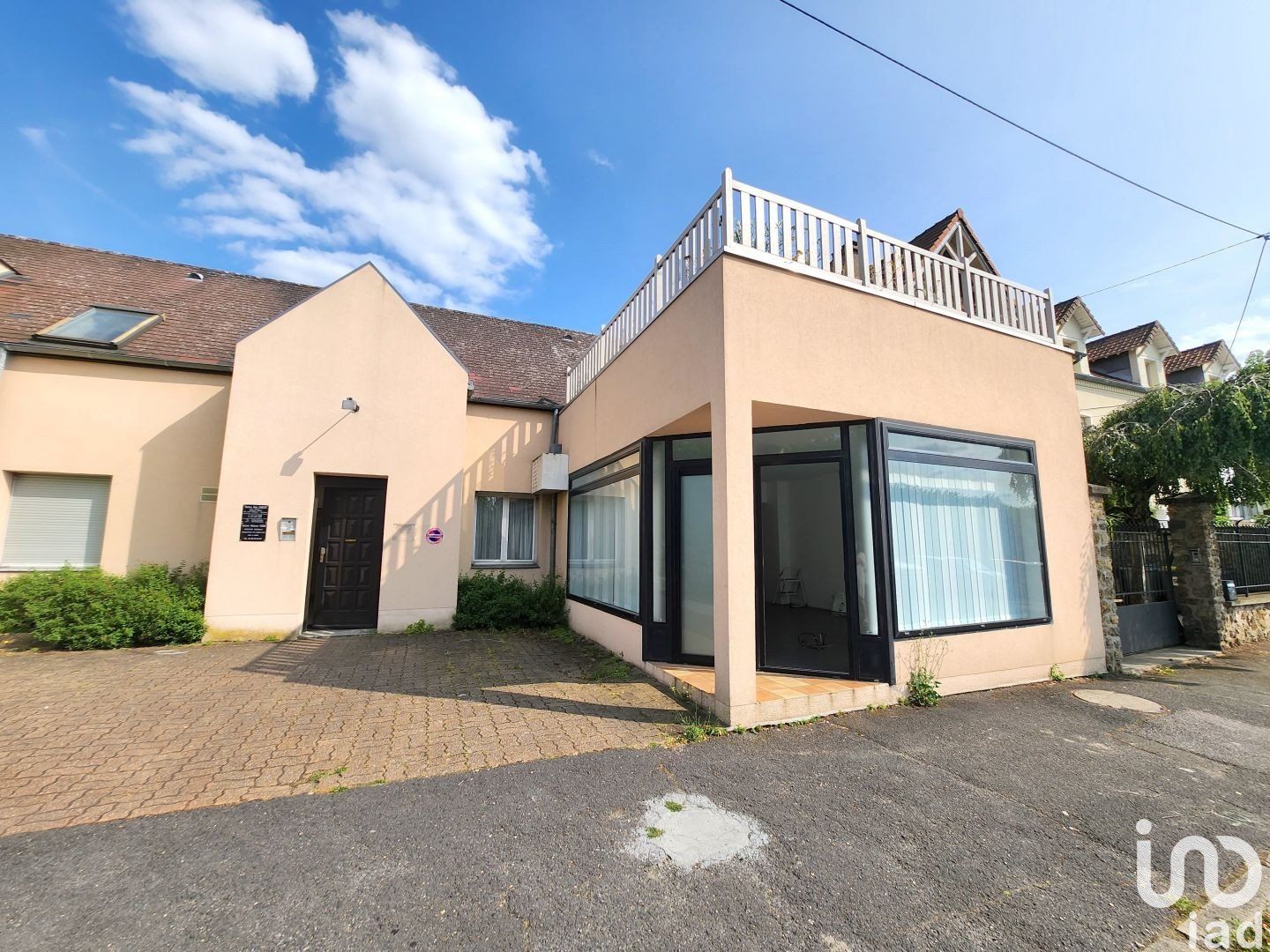 Locaux commerciaux à vendre à Les Iles (Andrésy)