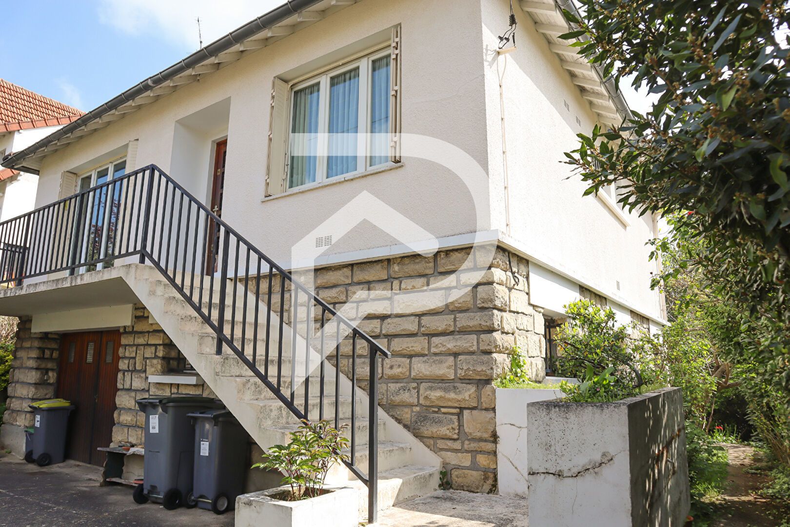 Maisons à vendre à Res de la PosteRes du Bois (VerrièresleBuisson)