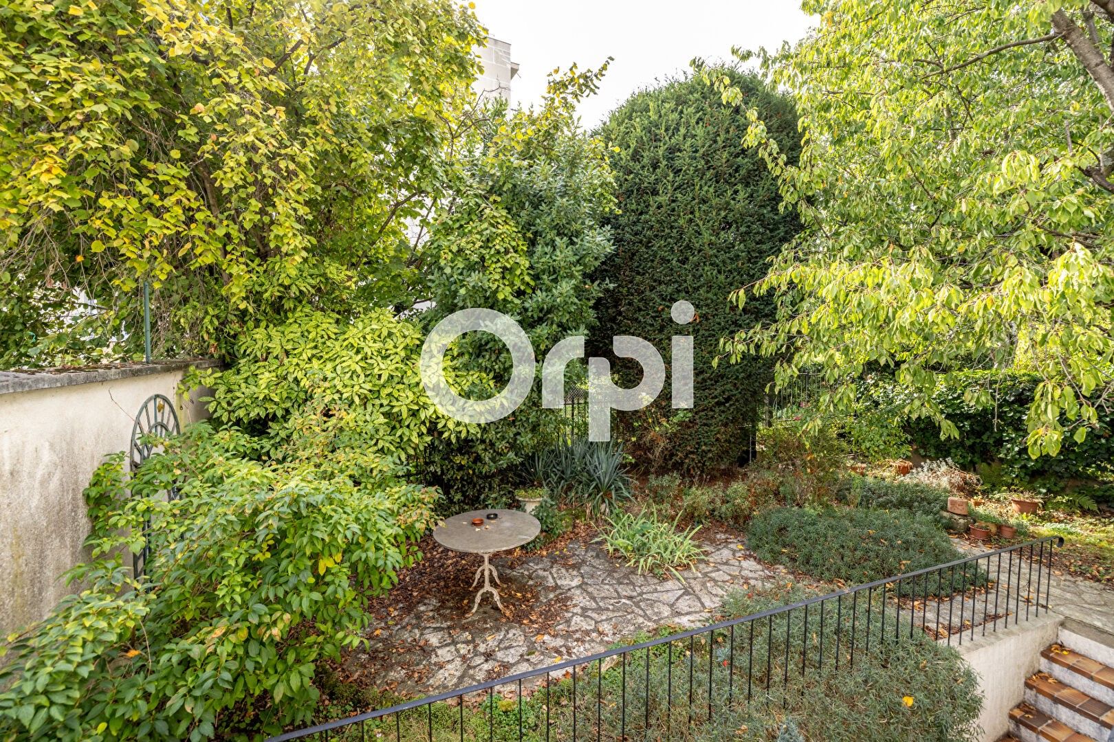 Maisons à vendre à La Faiencerie_Le Clos SaintCyr (BourglaReine)