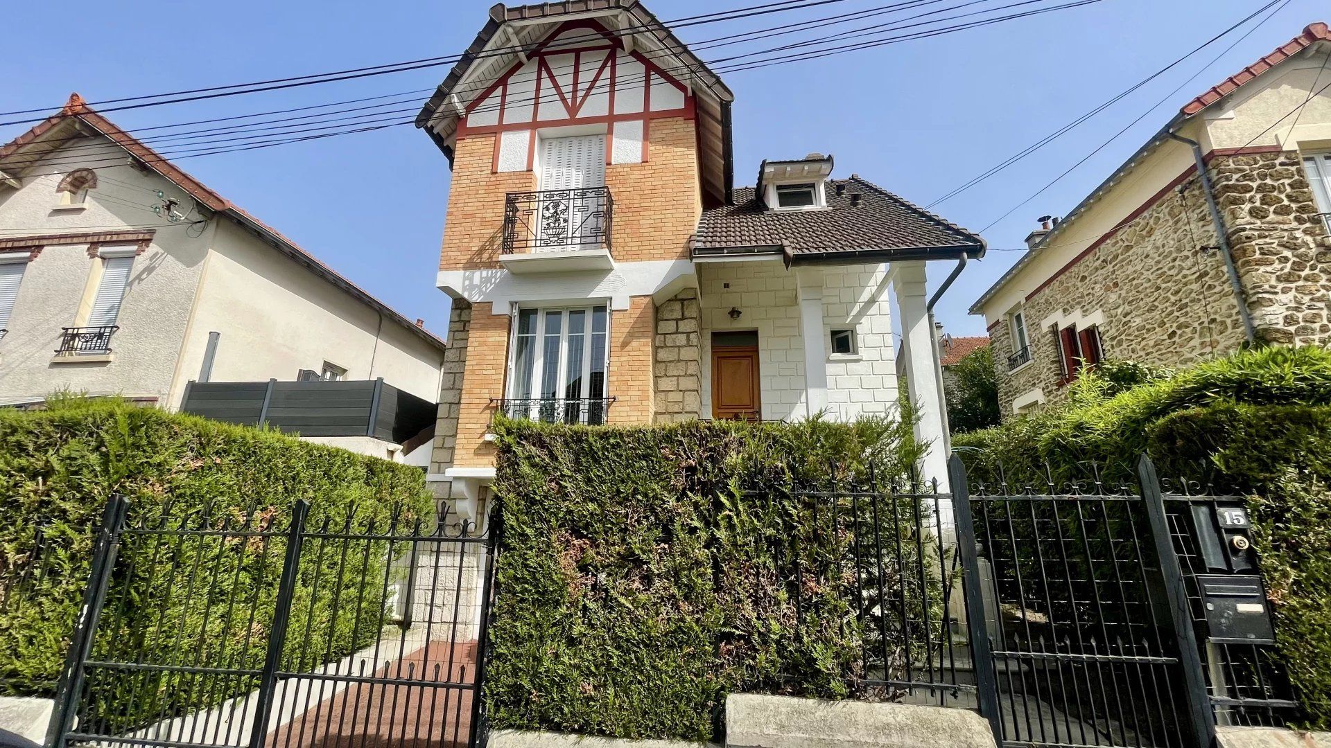 Maisons à vendre à Thiers (Le Raincy)