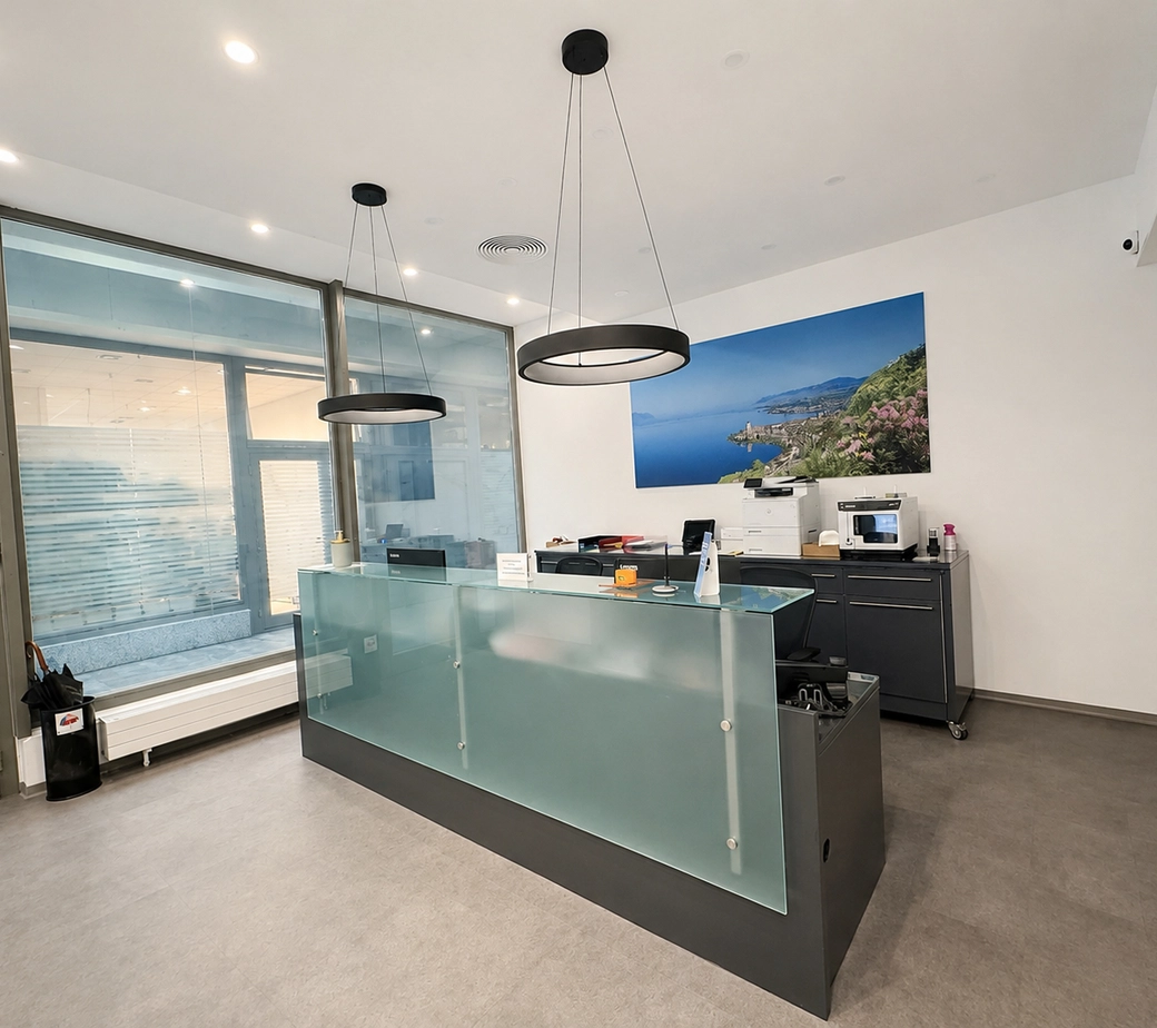 Grand-Rue, Montreux – Murs commerciaux loués, 390 m², 3 parkings