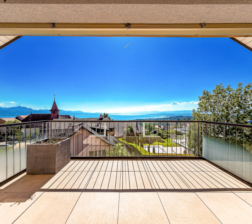 Attique avec vue splendide à Belmont-sur-Lausanne
