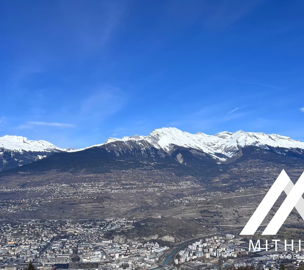 PARCELLE CONSTRUCTIBLE DE 1310 M2, LES AGETTES