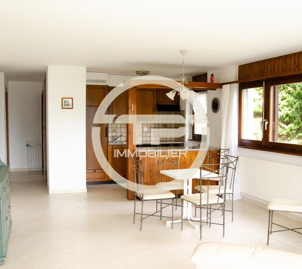Bel appartement 3.5 pièces en rez-de-jardin prés de l’arrêt de funiculaire de Blûche / Ref. 1007-684