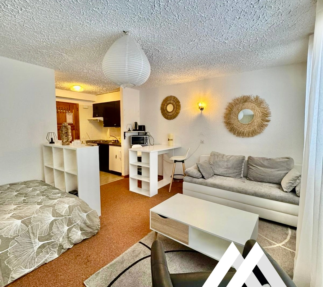 CHARMANT STUDIO DE 28 M2 AU COEUR DE THYON LES COLLONS 1800