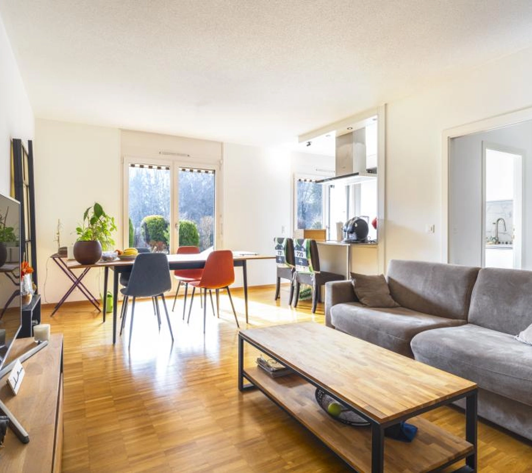 Bel appartement de 3.5 pièces avec terrasse et jardin à Chexbres