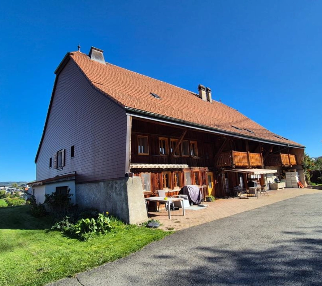 EN EXCLUSIVITE - Immeuble locatif et terrains constructibles à Vaulruz