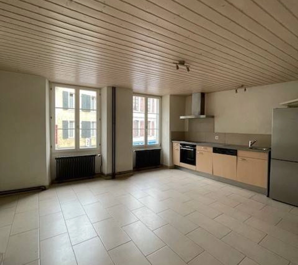 Au coeur de la ville d'Orbe, magnifique 3 pièces