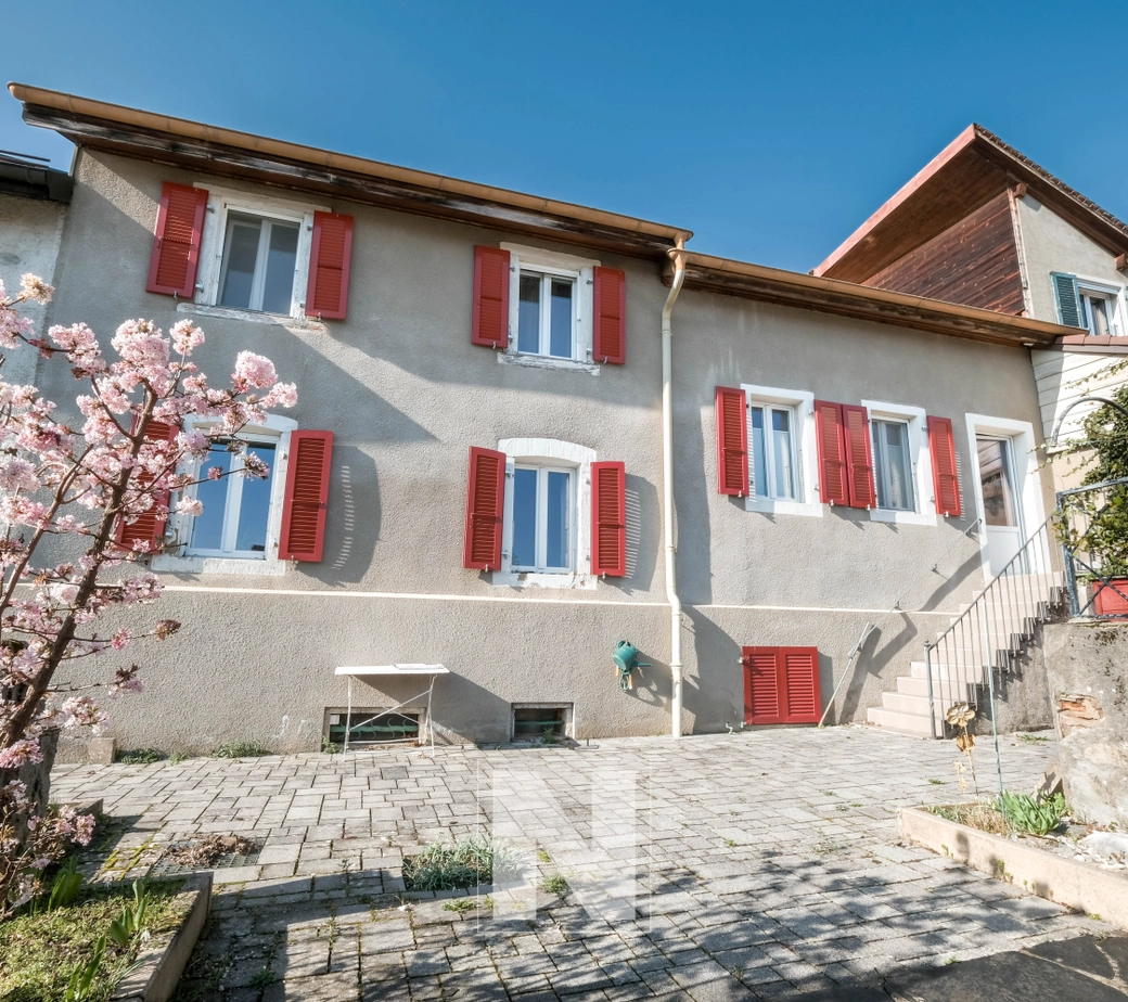 Begnins, maison de 5.5 pièces et 163m2 habitables