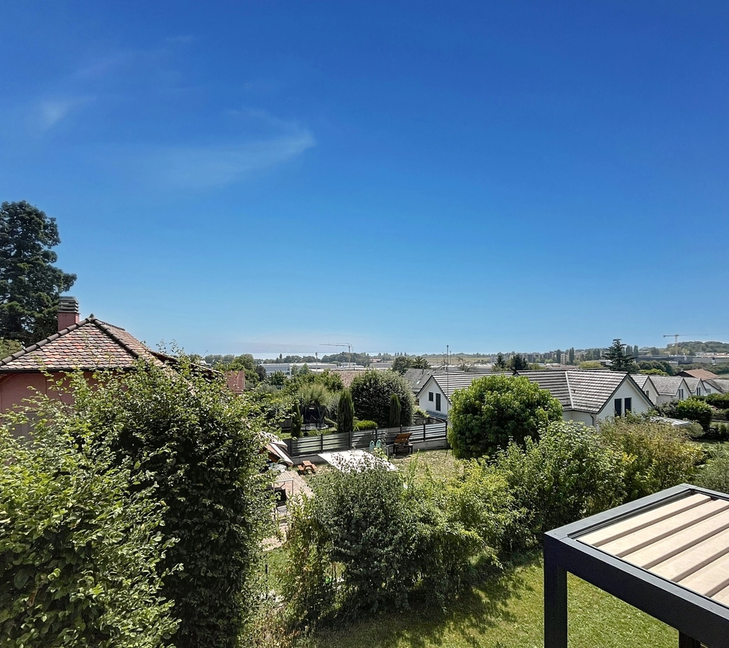 Attique de 4,5 pces + Bureau, jardin, terrasses