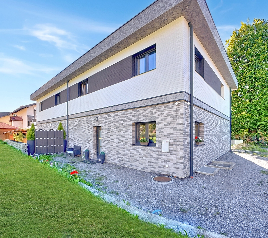 Villa mitoyenne contemporaine à Bex