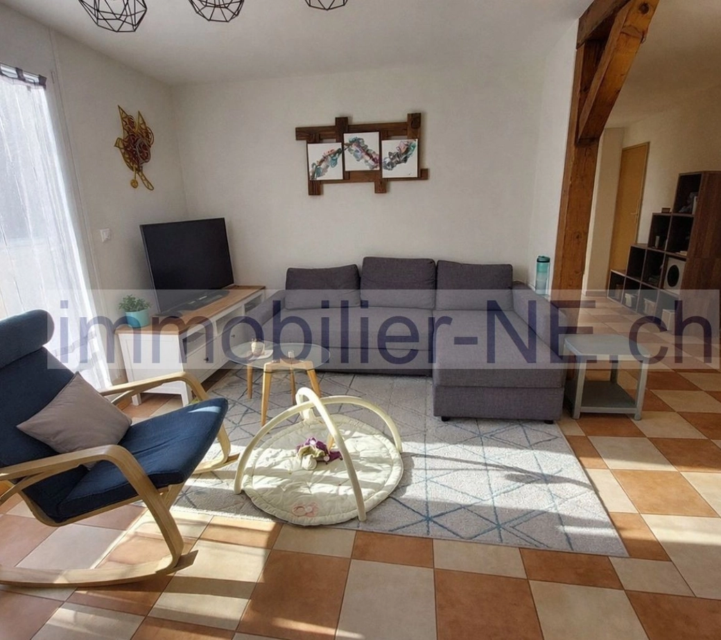 Appartement en attique bénéficiant d’une spacieuse terrasse et d’un garage double