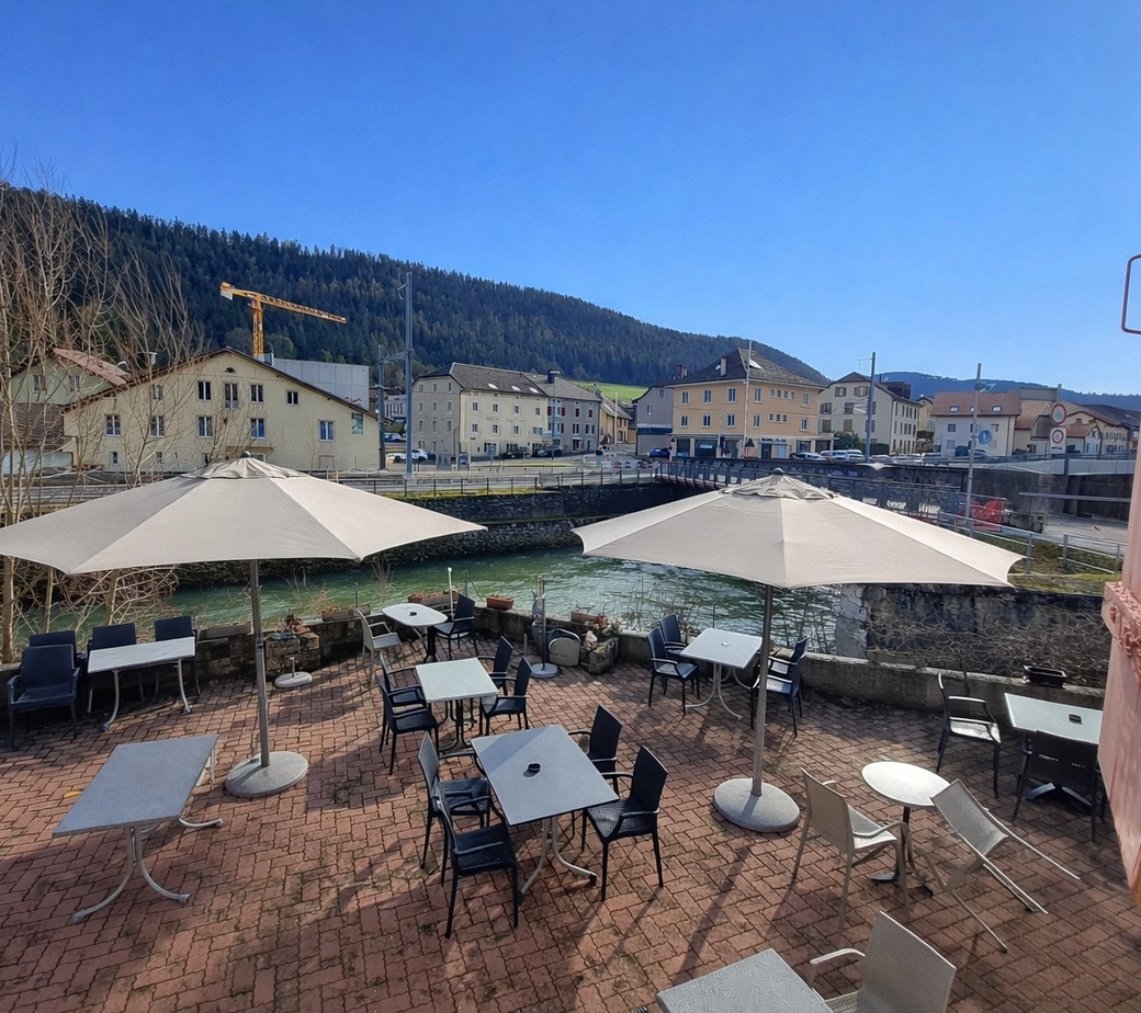 Maison d’habitation avec tea-room et magnifique terrasse, situation privilégiée