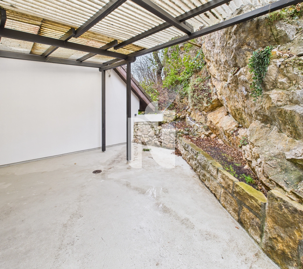 Gemütliche Maisonette in zentraler Lage und überdachter Terrasse am Waldrand