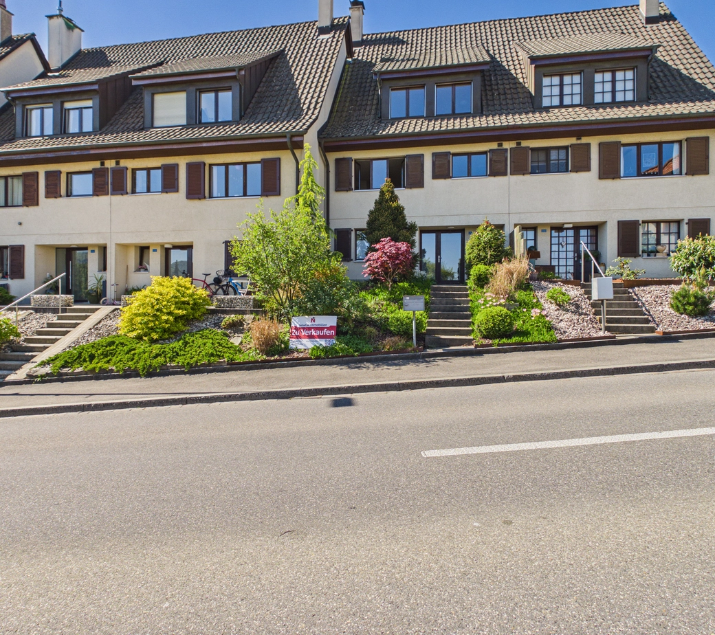 Familienfreundliches Haus mit Garten, Sitzplatz & Doppelcarport