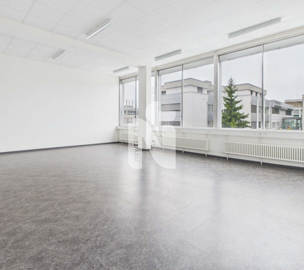 Büro- und Gewerbeetage mit professioneller Logistikinfrastruktur