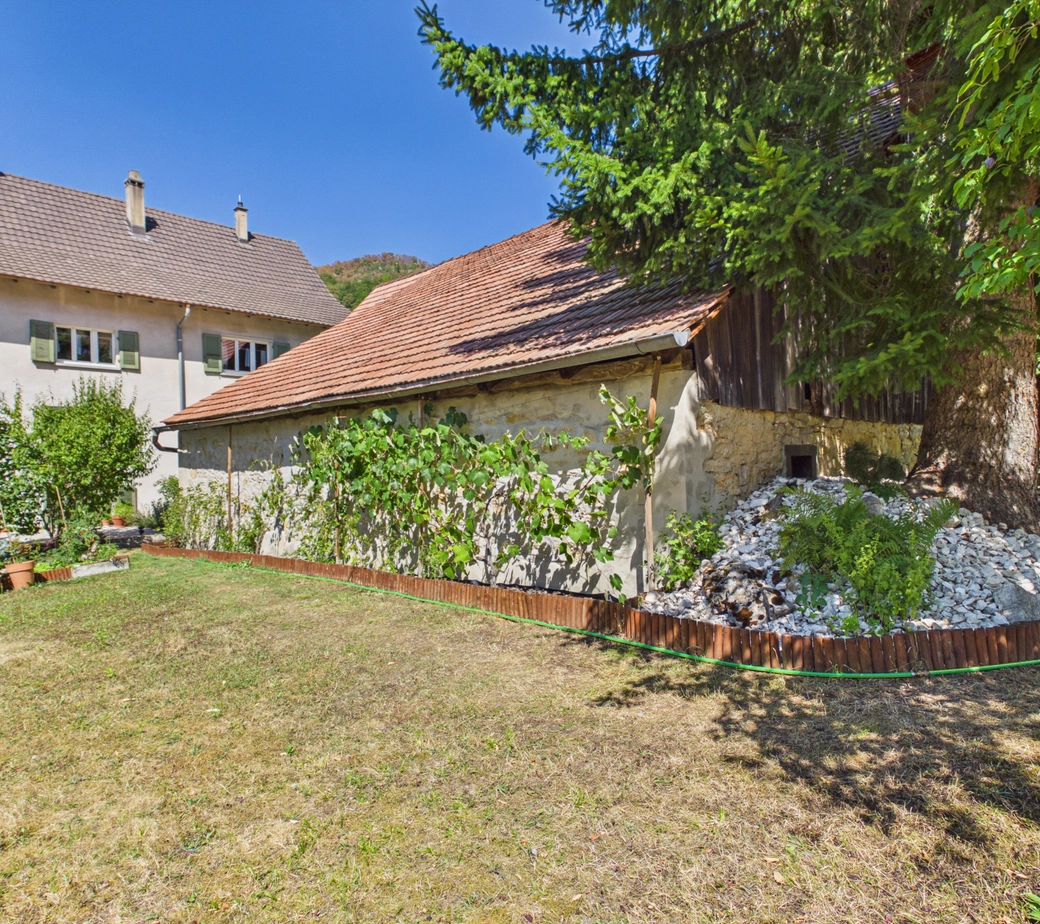 Ein Haus – drei Wohnungen – unzählige Möglichkeiten, ideal für Familien und Anleger