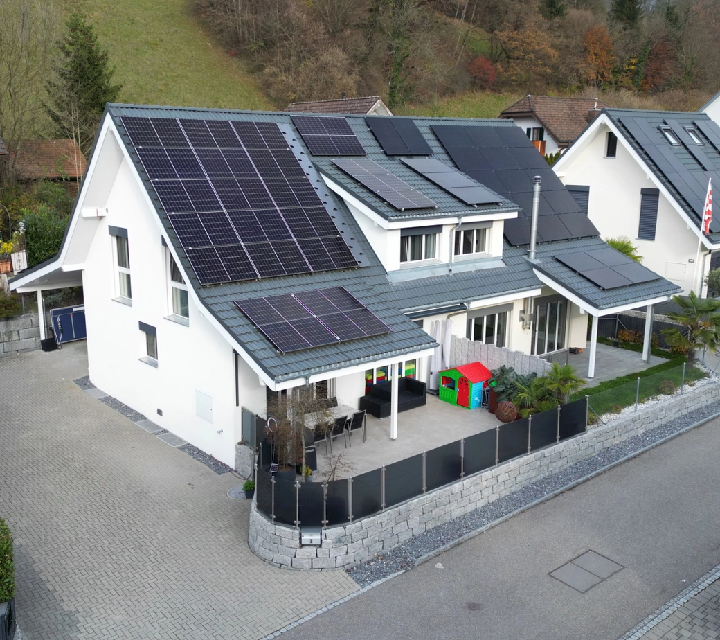 Hochwertige Doppelhaushälfte mit vielen edlen Details