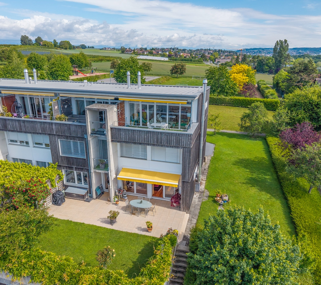 Magnifique appartement de 4.5 pcs avec jardin privatif dans un quartier calme