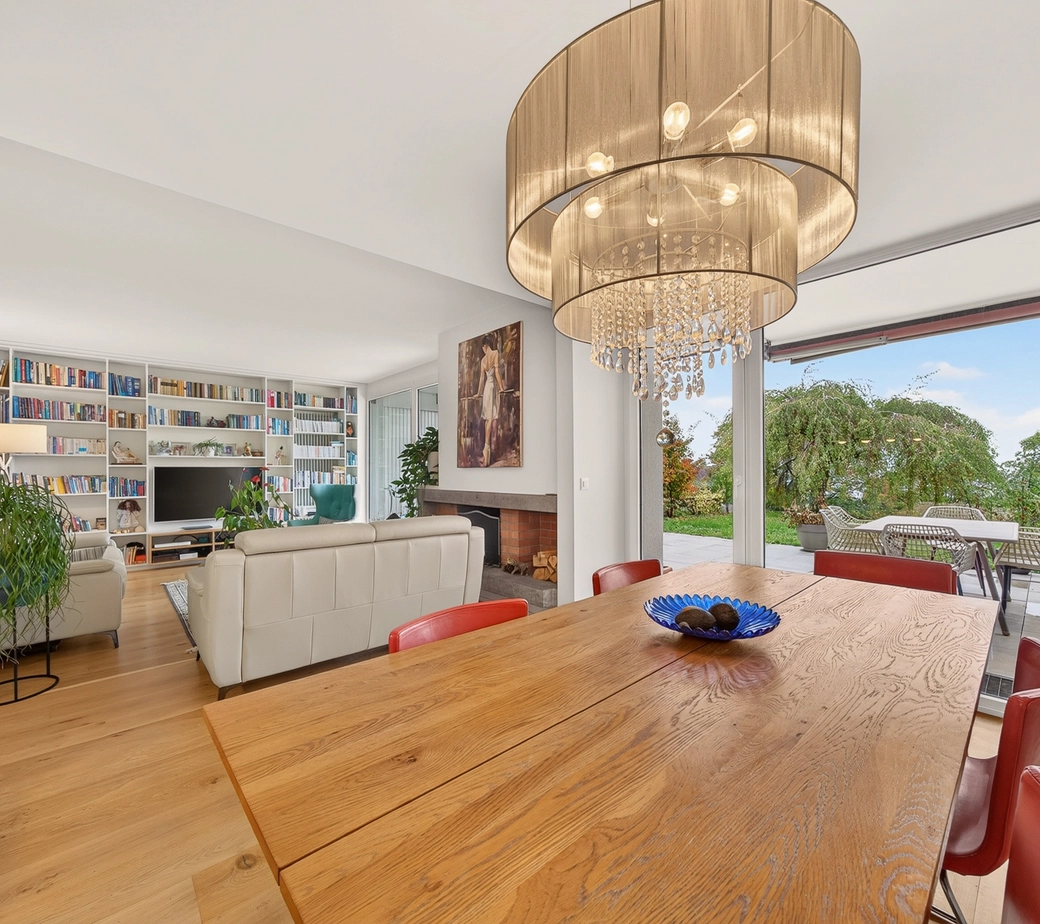 Rare duplex de 4.5 pièces:  esprit villa, jardin et vue lac