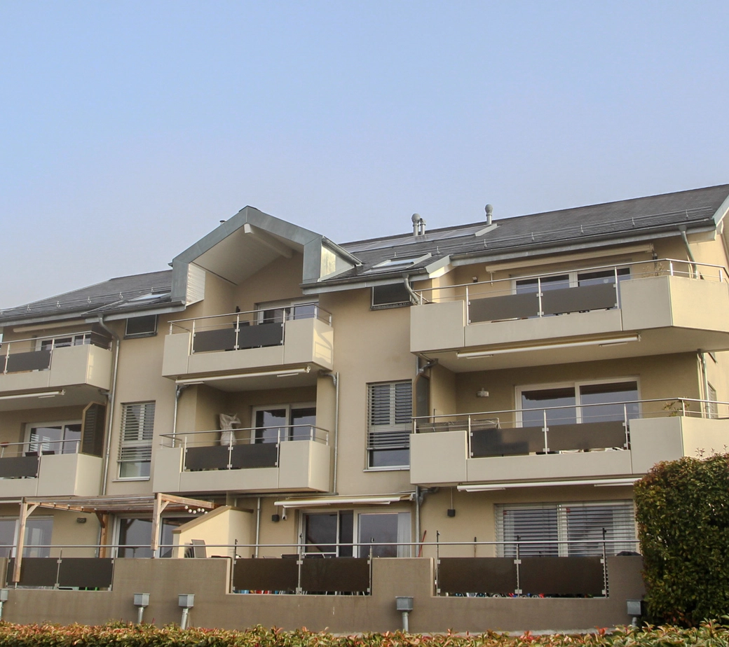 Très bel appartement avec dégagement et grand balcon