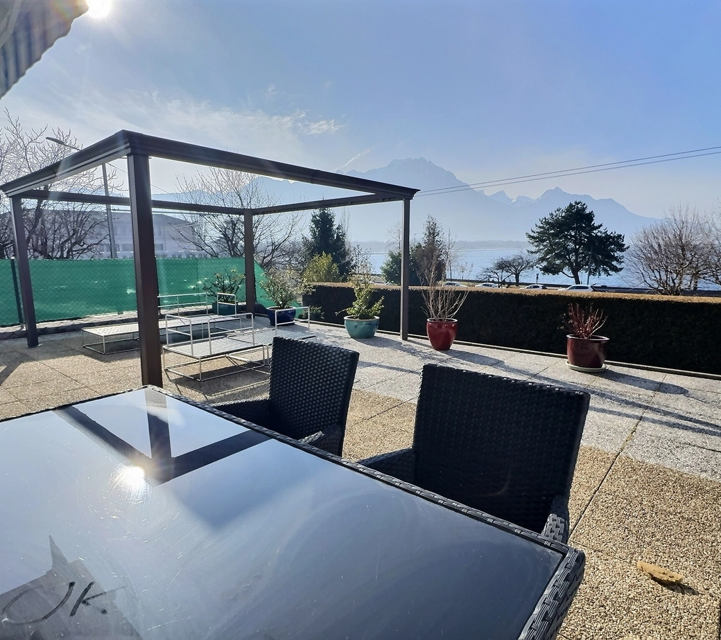 Spacieux appartement avec grande terrasse