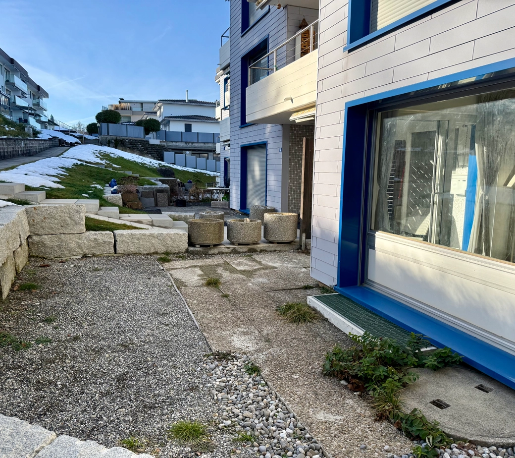 Neu renoviertes Studio mit grosszügiger Terrasse