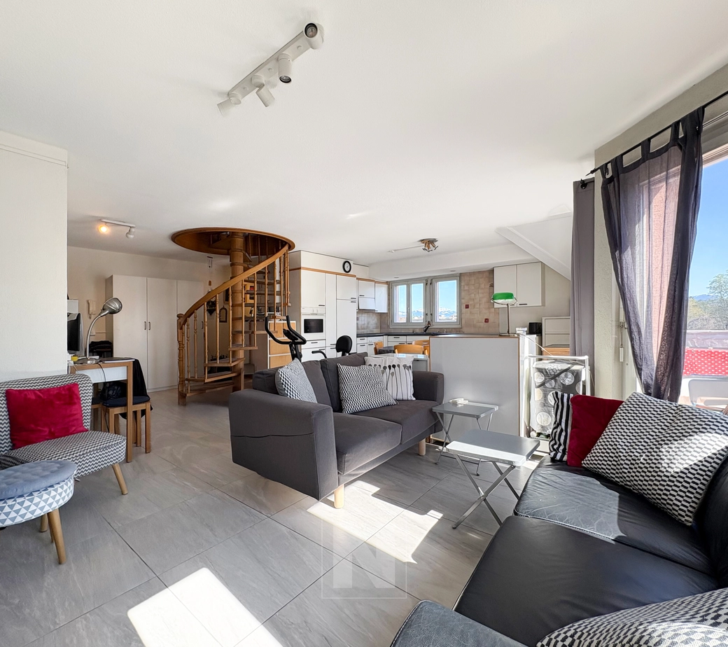 Magnifique appartement dans le centre en duplex, 124 m2 avec une très belle vue !