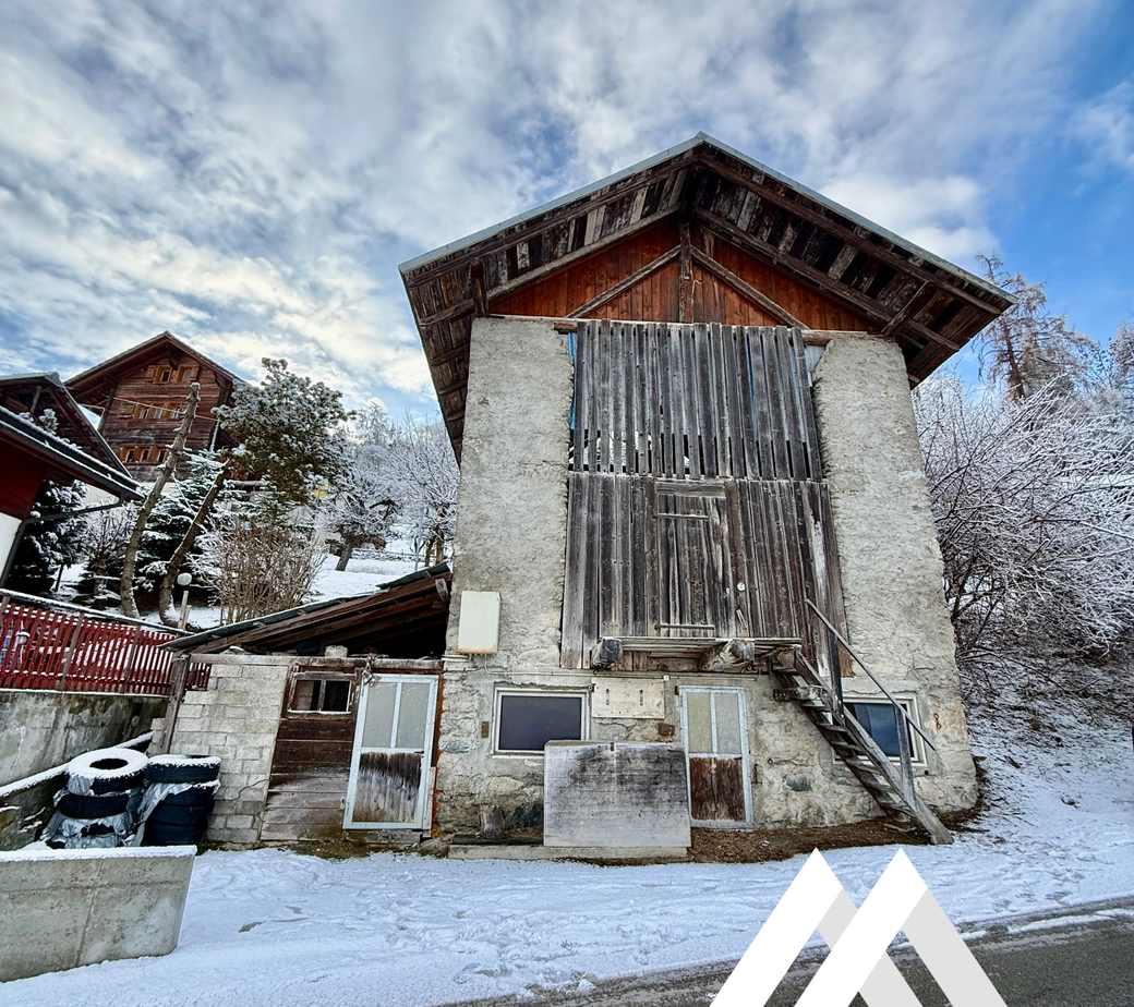 Grange authentique à transformer en habitation !