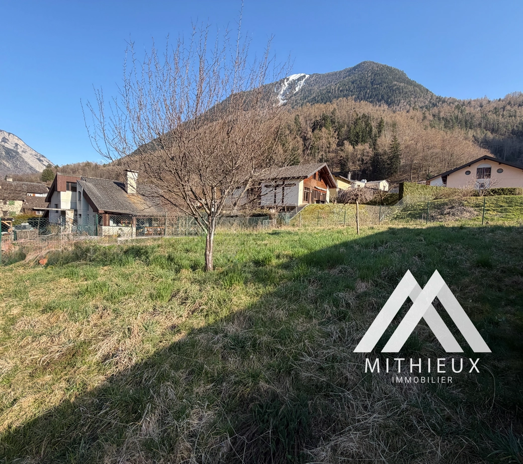 Terrain à bâtir – Zone résidentielle R2 faible densité – Bovernier