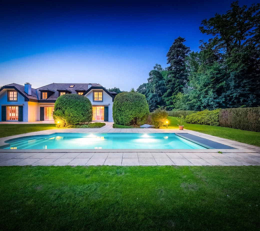 Magnifique propriété familiale avec piscine et vaste parcelle