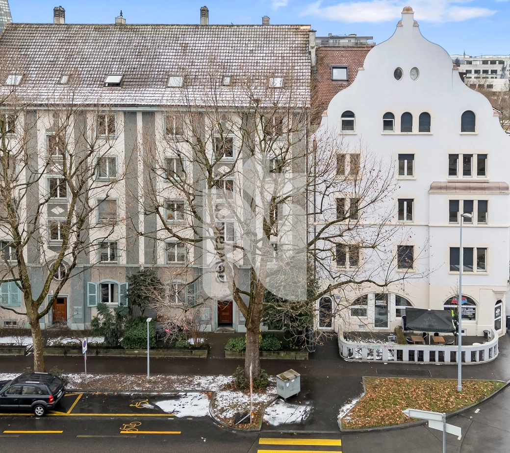 Helle und grosszügige 4.5-Zimmer-Wohnung mit Balkon und Gemeinschaftsgarten – nahe Badischer Bahnhof und Langen Erle