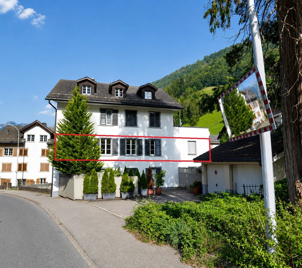 Exklusive 4.5 Zimmer-Wohnung mit 118m2 Wohnfläche - komplett renoviert in Glarus Süd