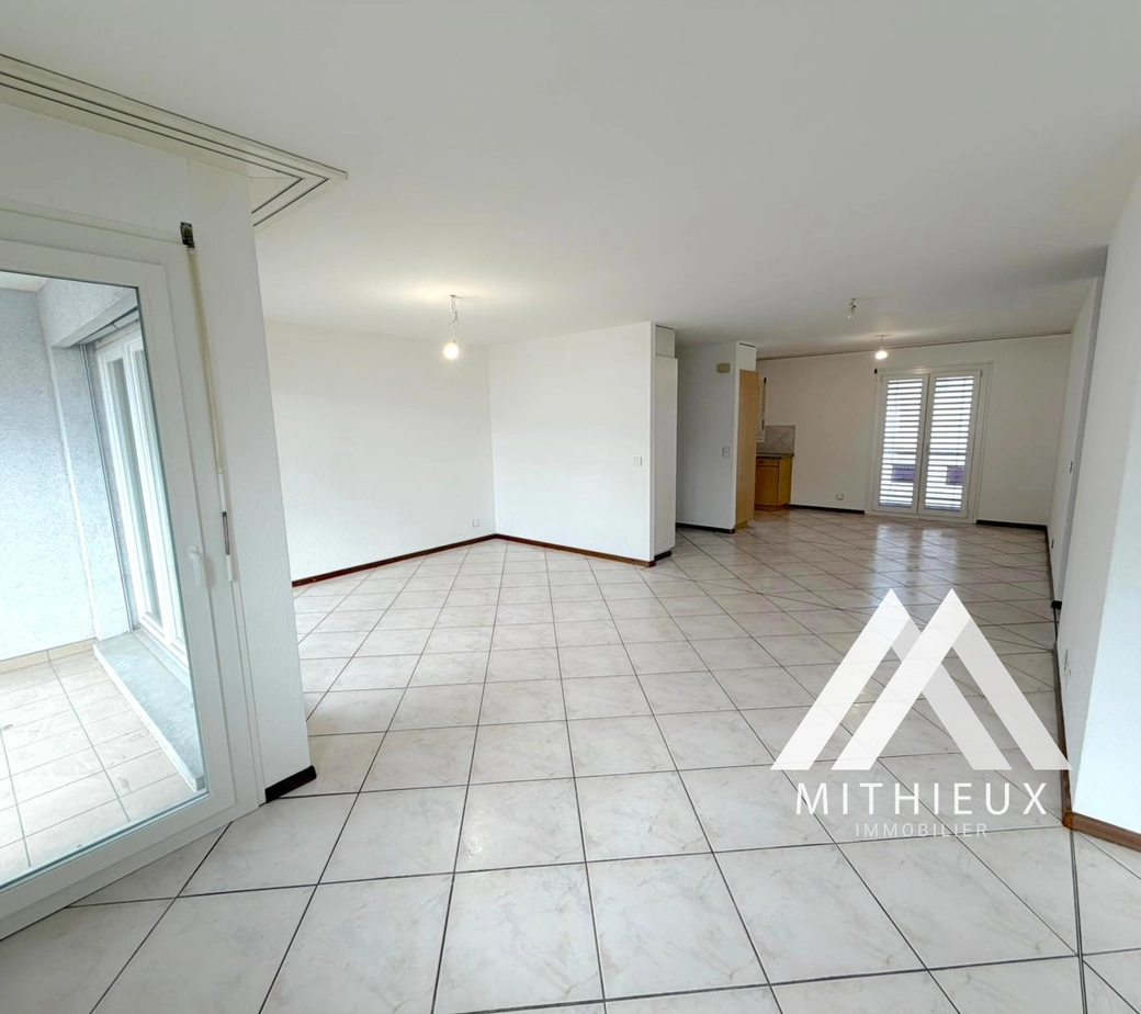 À louer – Appartement 4.5 pièces idéalement situé à Conthey