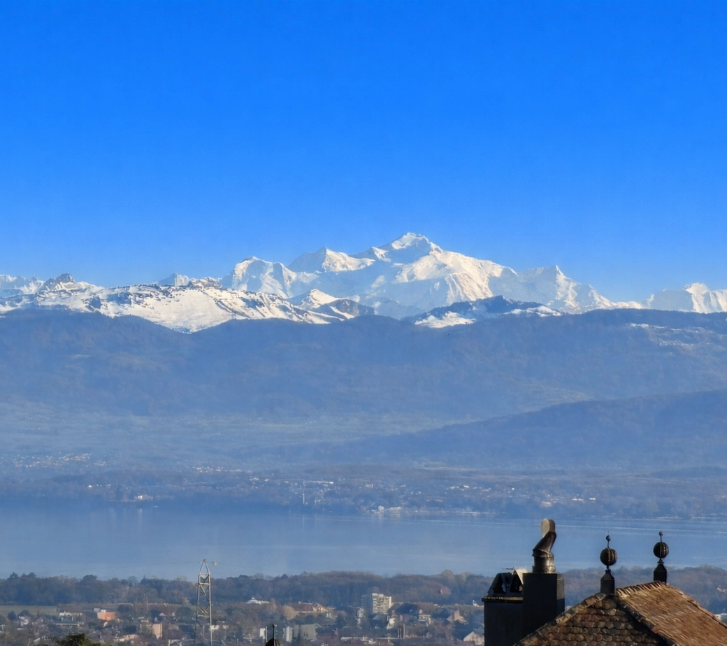 Somptueuse demeure avec vue sur le lac & les Alpes!