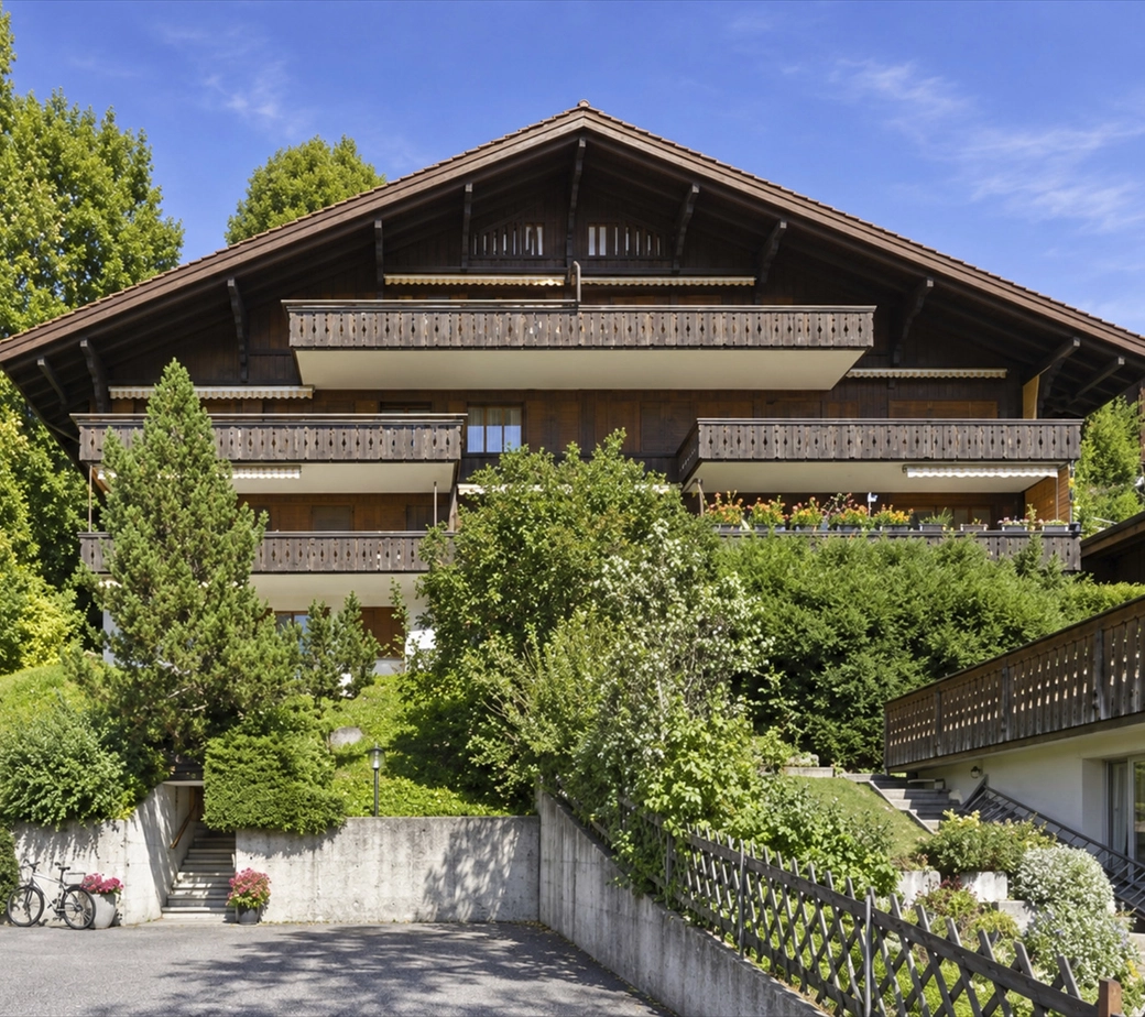 Charming appartment in the center of Gstaad - Valley & Palace views