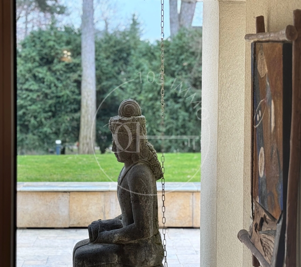 Appartement de 6 pièces en rez-de-jardin
