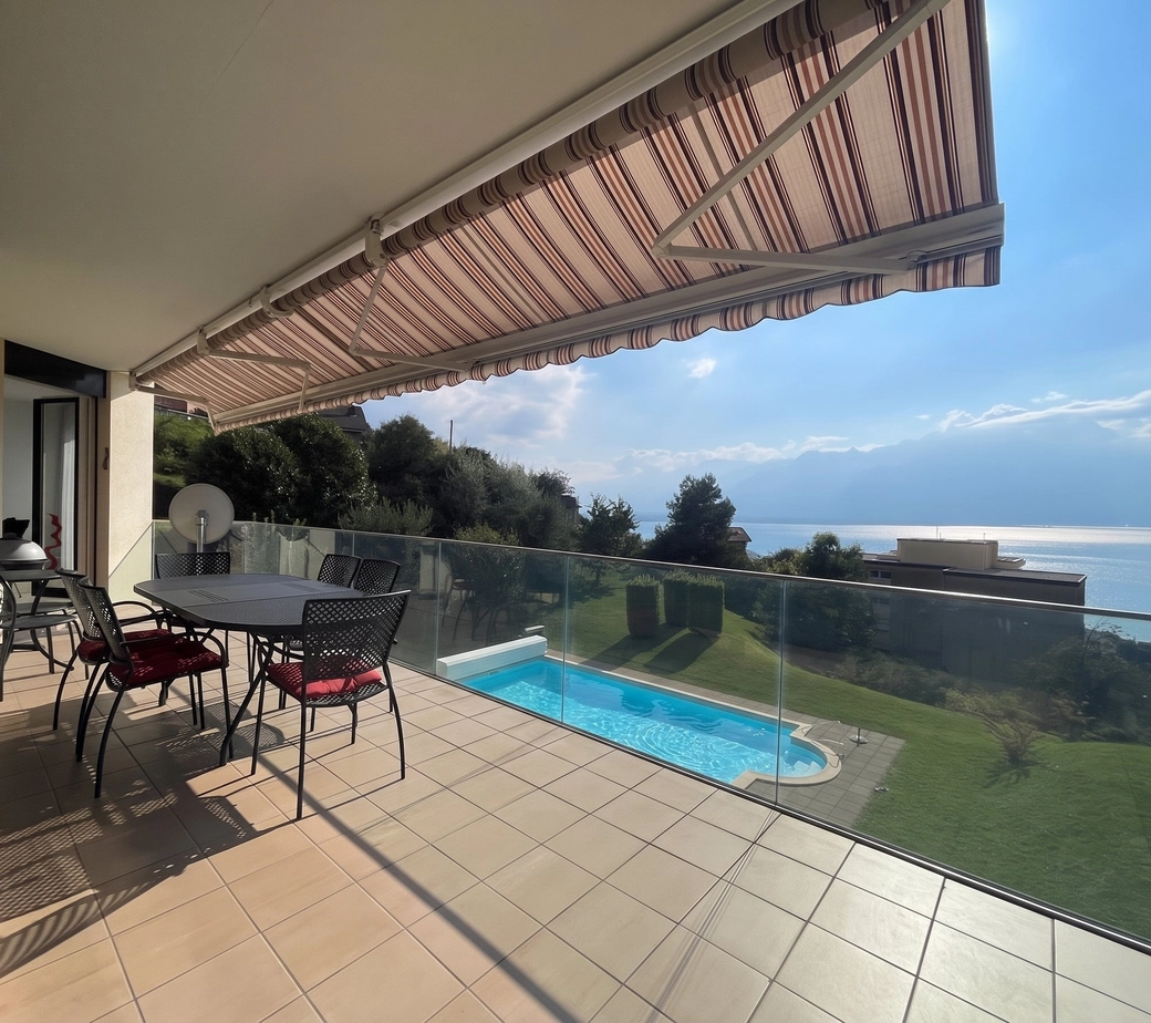 GRAND APPARTEMENT DE 5,5 PIECES AVEC LES COMMODITES D'UNE VILLA ET UNE TRES BELLE VUE PANORAMIQUE