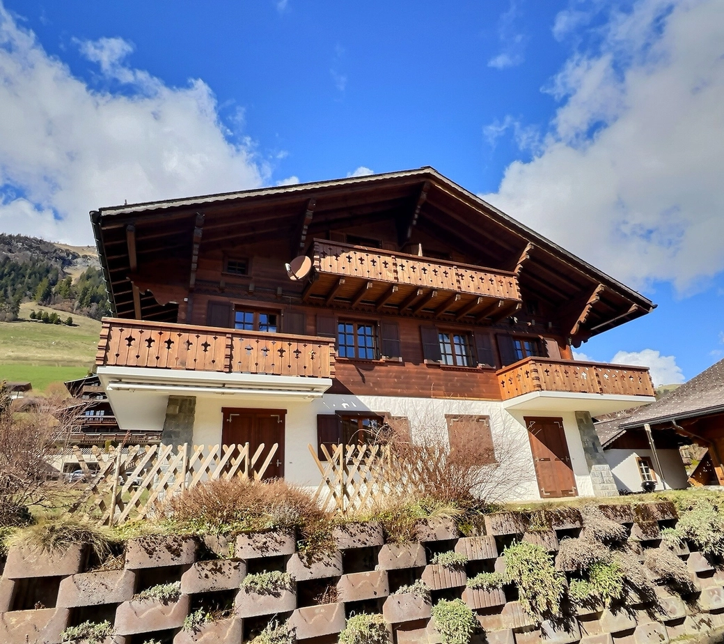 Agréable duplex en attique à vendre à Château-d'Oex