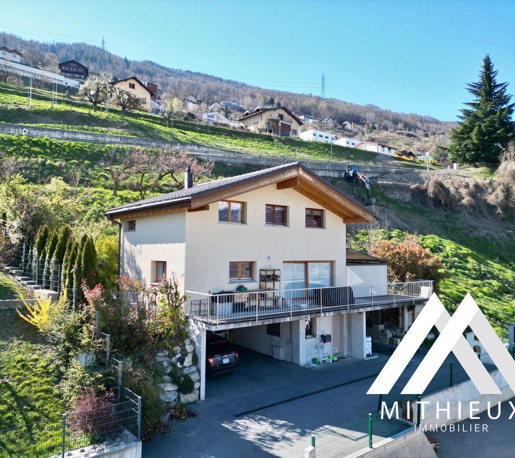 MAGNIFIQUE VILLA MODERNE DE 4.5 PCS AVEC VUE PANORAMIQUE ! SALINS