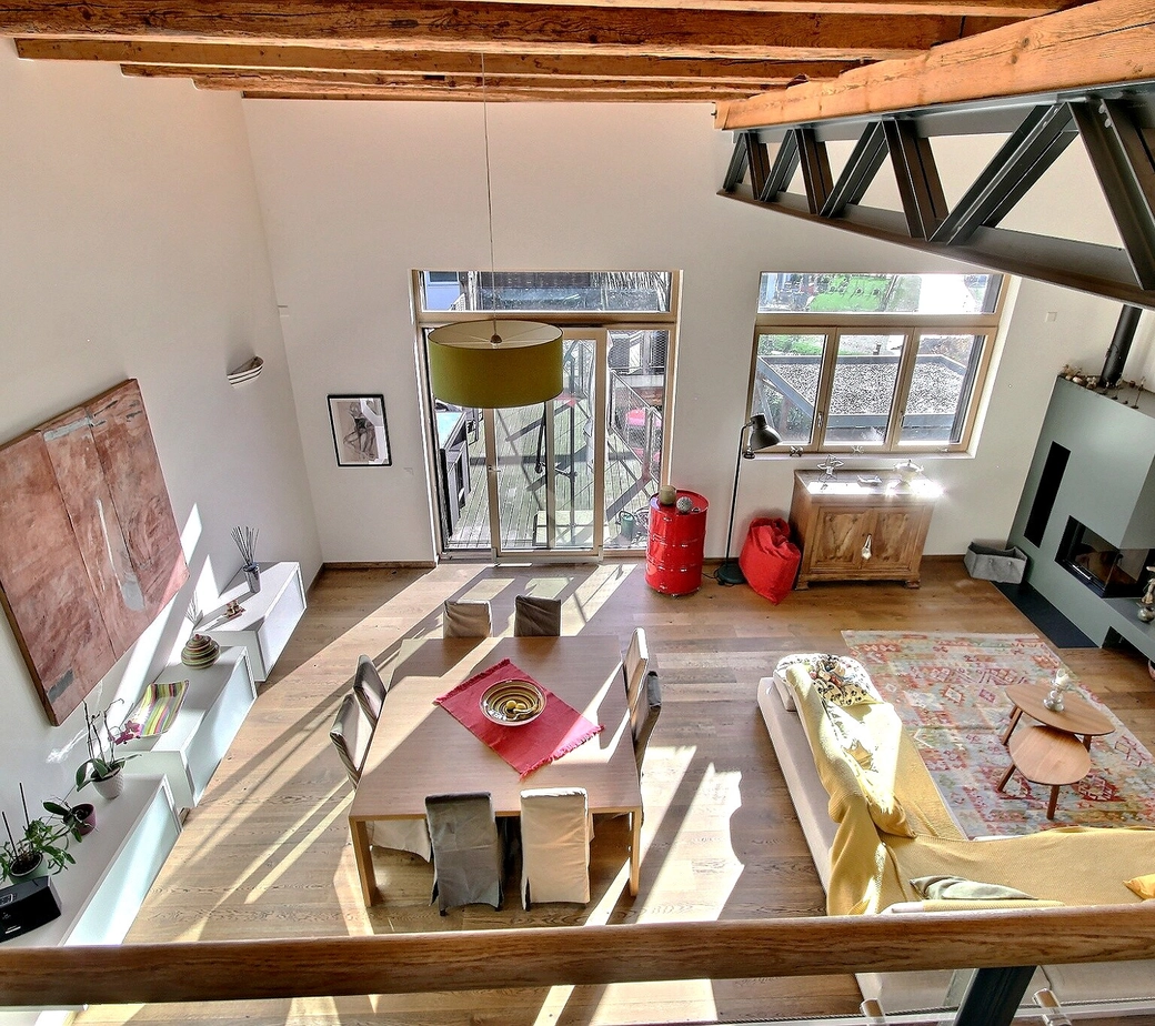 Splendide Triplex et sa magnifique terrasse surélevée de 55m2