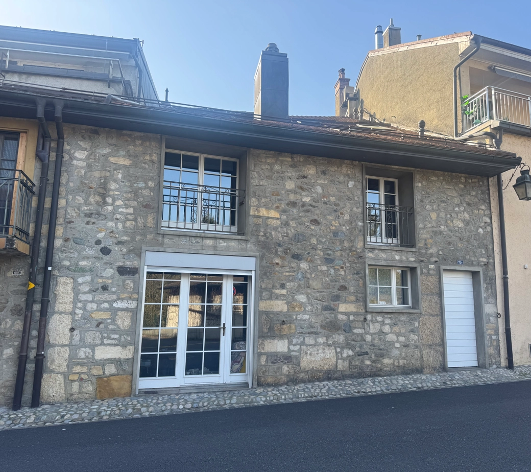 Charmante maison villageoises de 2 logements au coeur du bourg de Cossonay