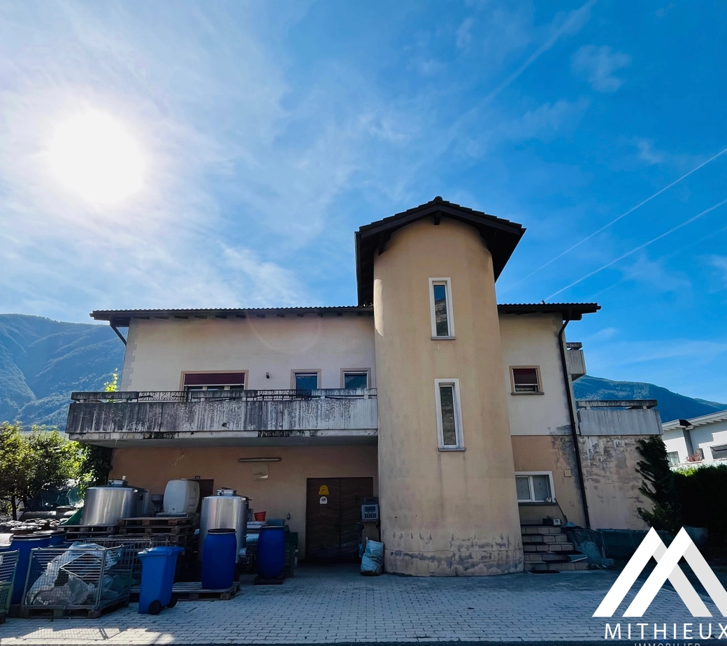 Rare ! Maison atypique avec fort potentiel de transformation