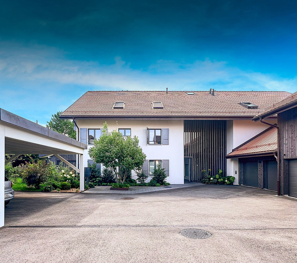 En exclusivité! Très joli duplex de qualité supérieure!
