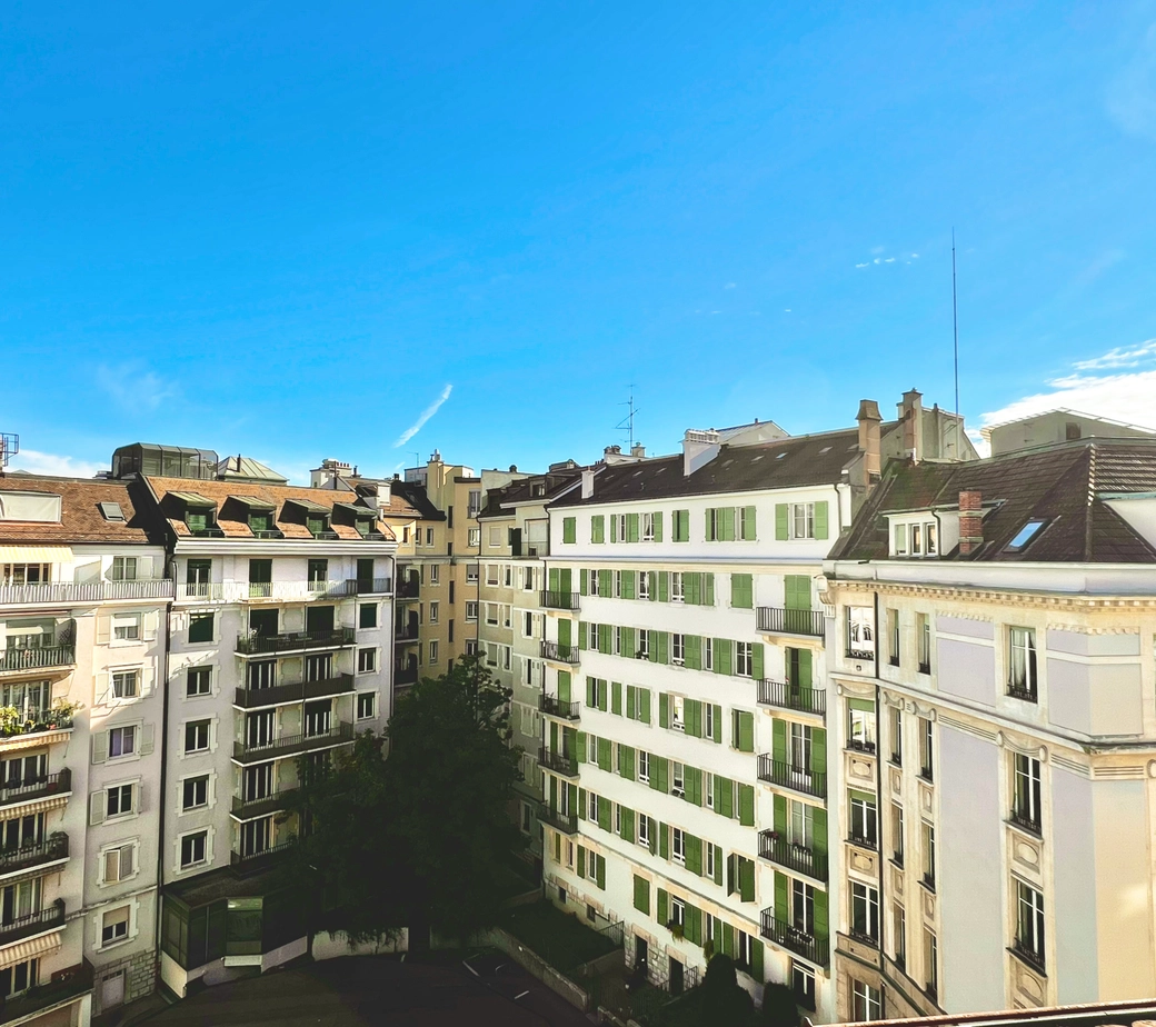 Centre-ville, Rive gauche    Appartement mansardé à rénover !