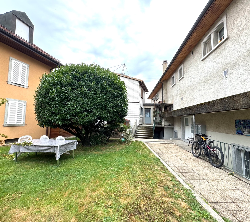 Duplex entièrement rénové à vendre à Gimel