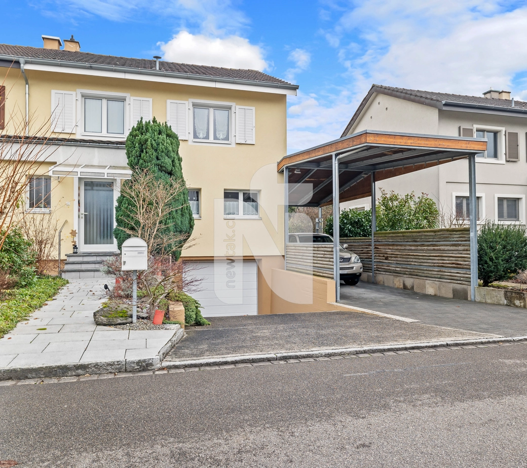 Modern und familienfreundlich – mit Garten, Balkon, Carport und Garage