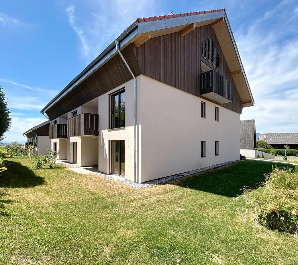 Appartement de 3,5 pces avec jardin privatif de 126m2