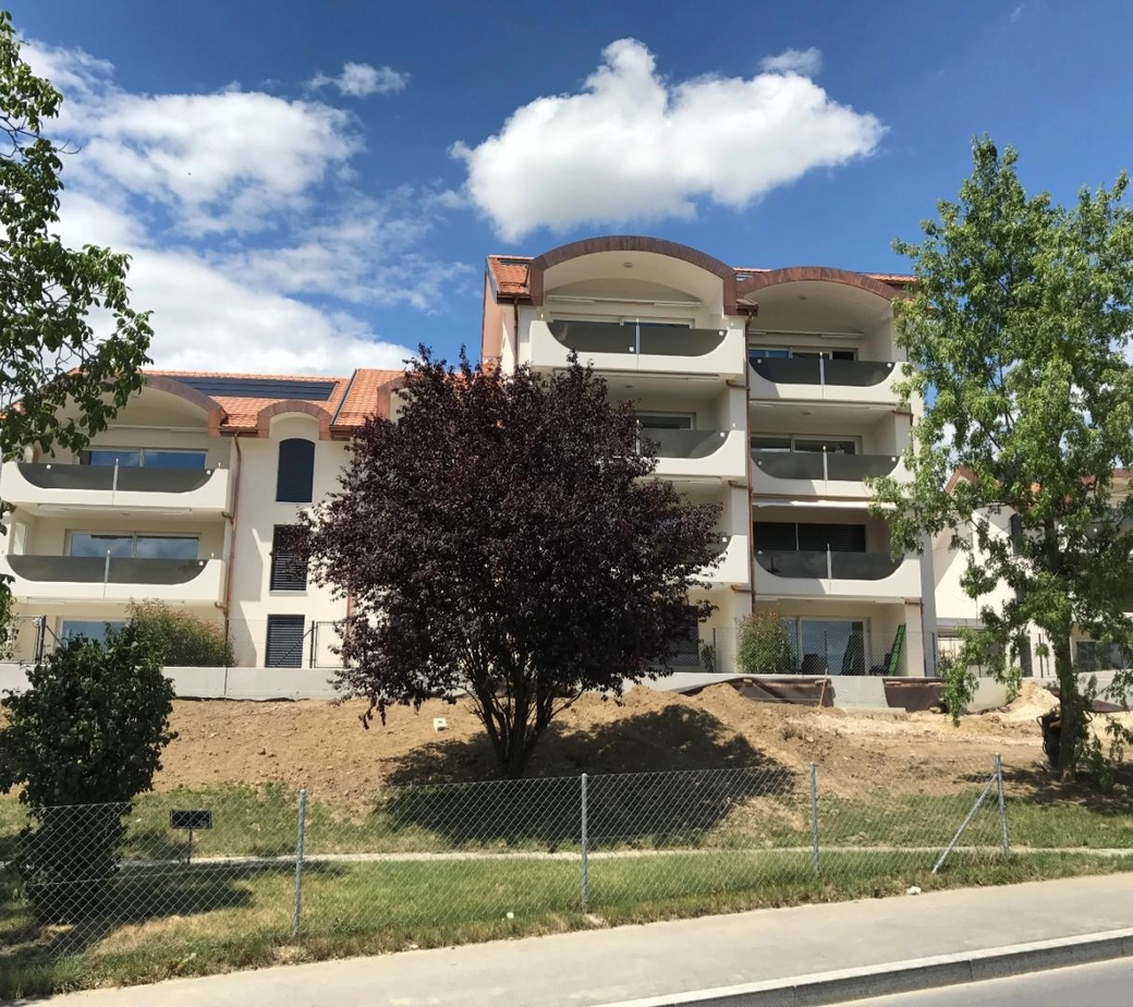 Immeubles de 11 appartements et 3 appartement à la Sarraz