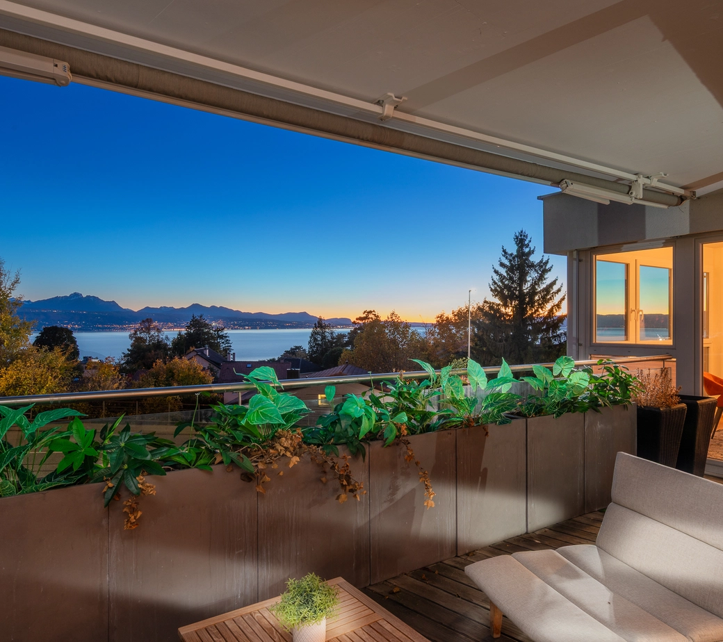 Appartement moderne et chaleureux avec une vue spectaculaire